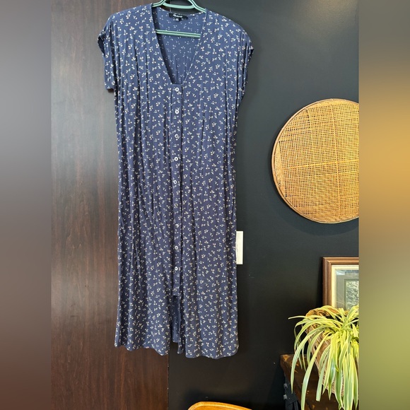 Madewell - Picture 1 of 1